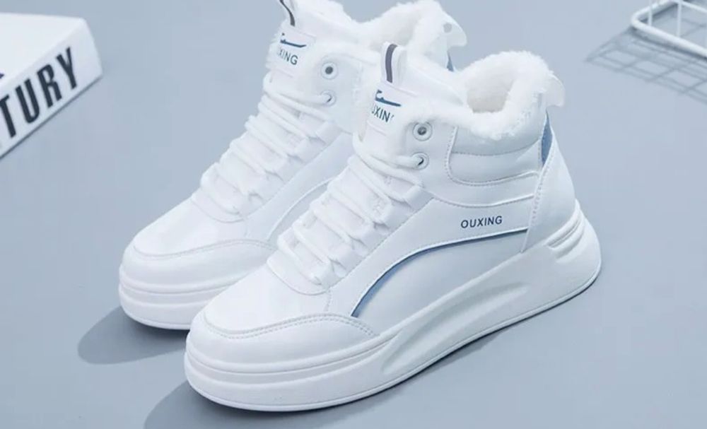 Сноубутсы зимние, новые