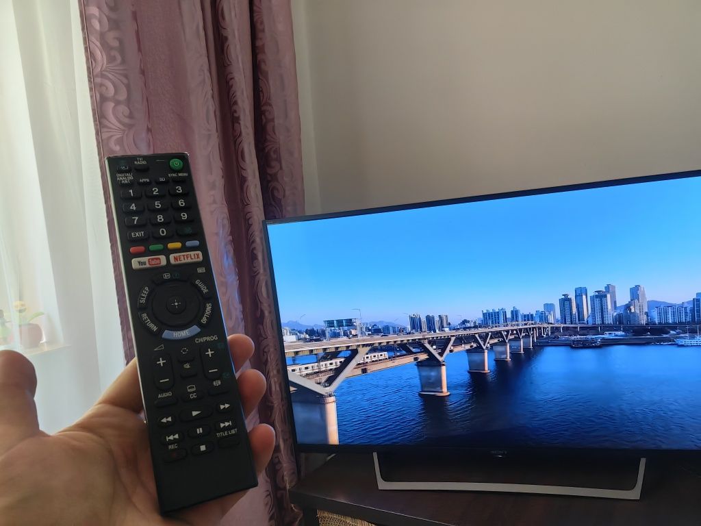Smart TV Sony Bravia * diagonala 140 cm * accept schimburi