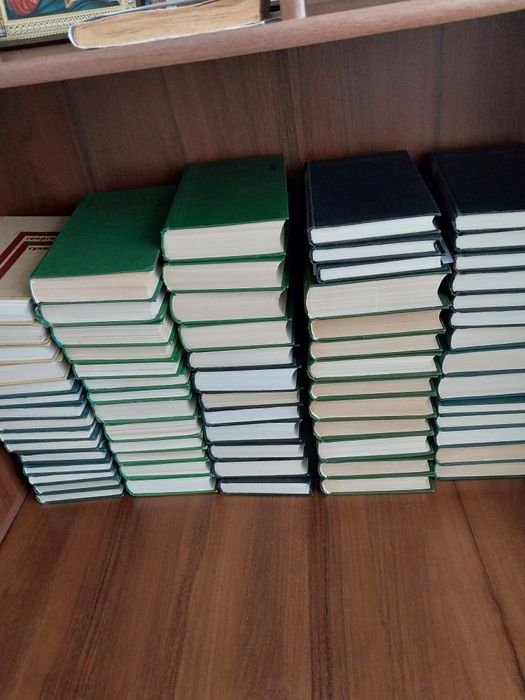 Продам книги,ковры,пластинки,мультиварку итд