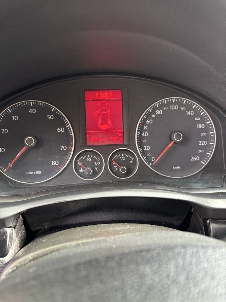 Volkswagen Golf 5 1.6 mpi