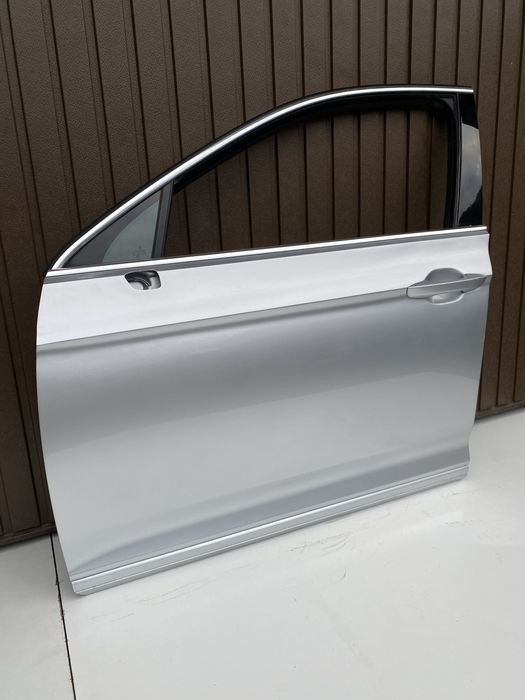 Usa st fata vw Passat B8 cod culoare LA7W 2015-2020