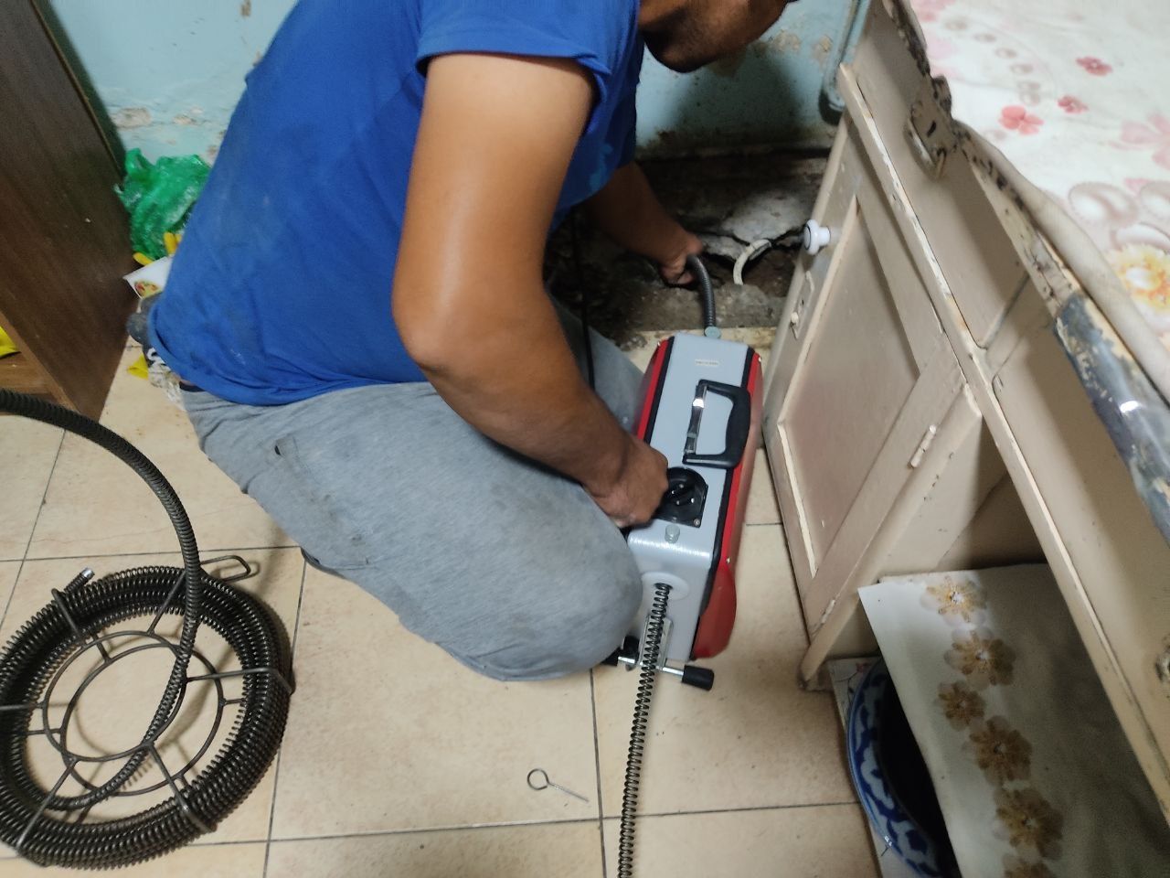 Kanalizatsiya tozalash Toshkent boylap 24/7 kun davomida ishlimiza