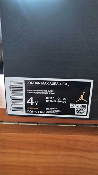 Jordan Max Aura 4