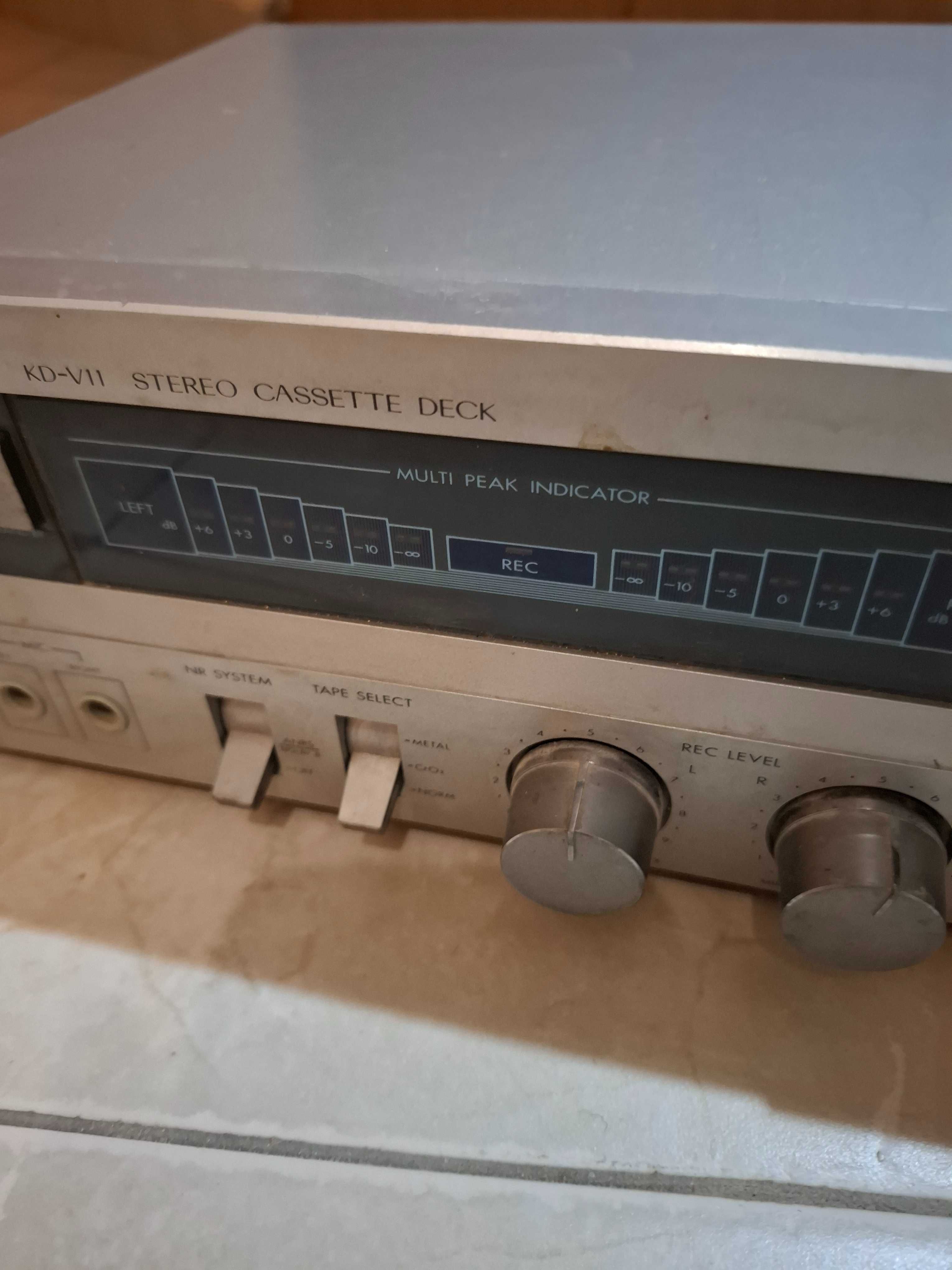 Касетъчен дек JVC