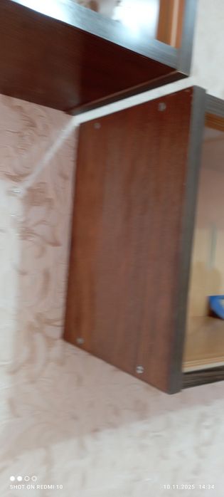 Продам книжные полки