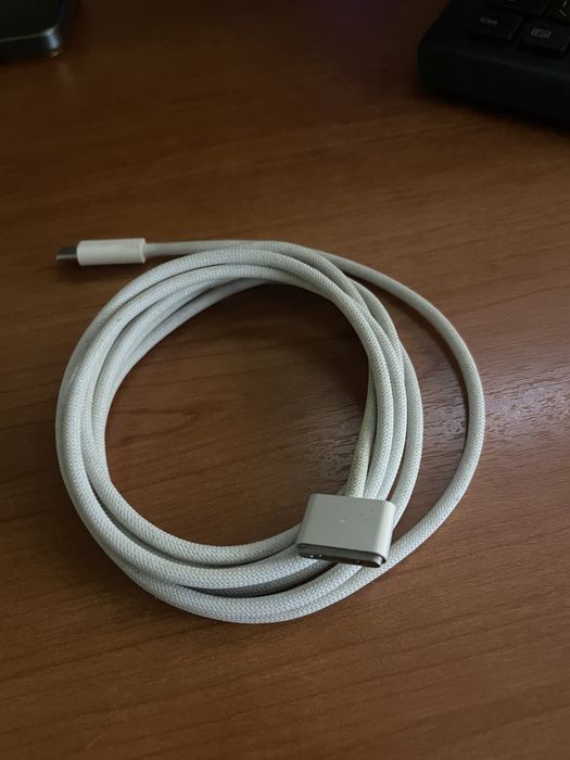 Кабель зарядный macbook m2 m3 m4