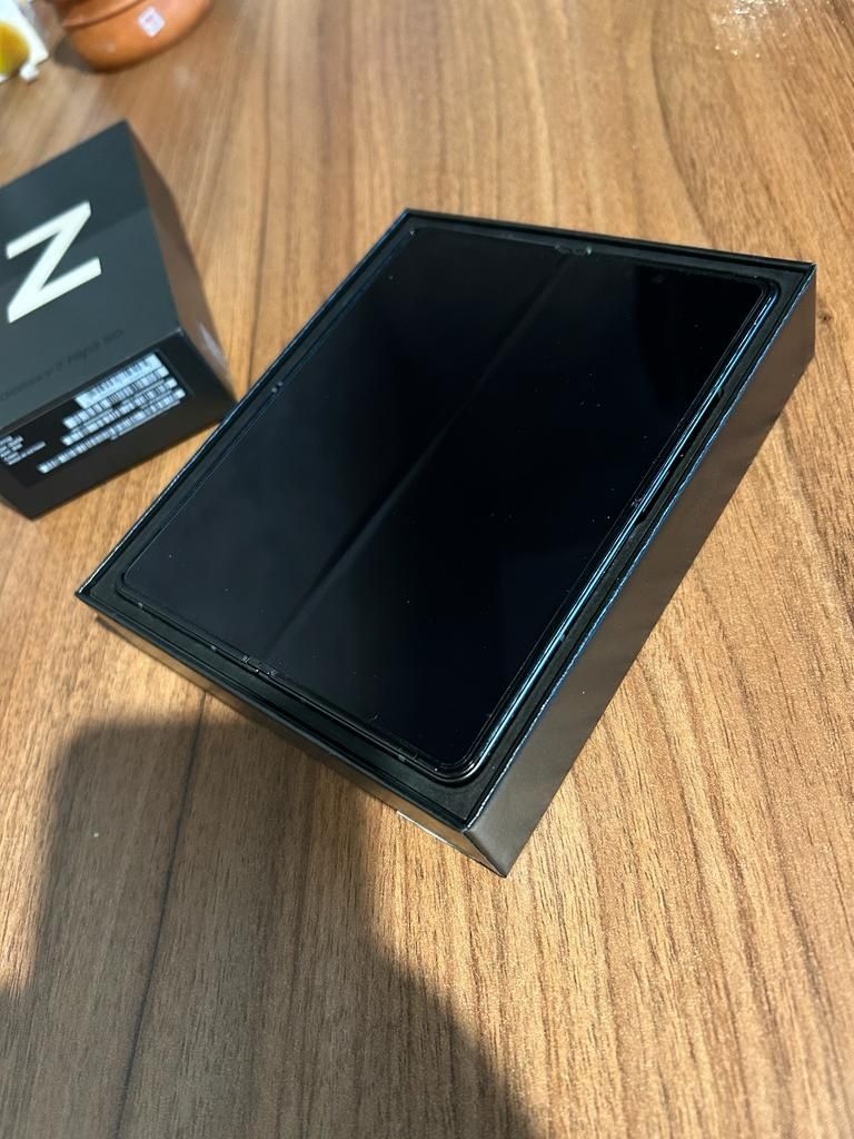 Samsung Galaxy Fold 3 256GB