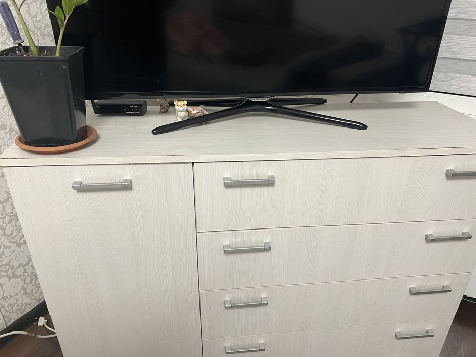 Продам комод б/у самовывоз