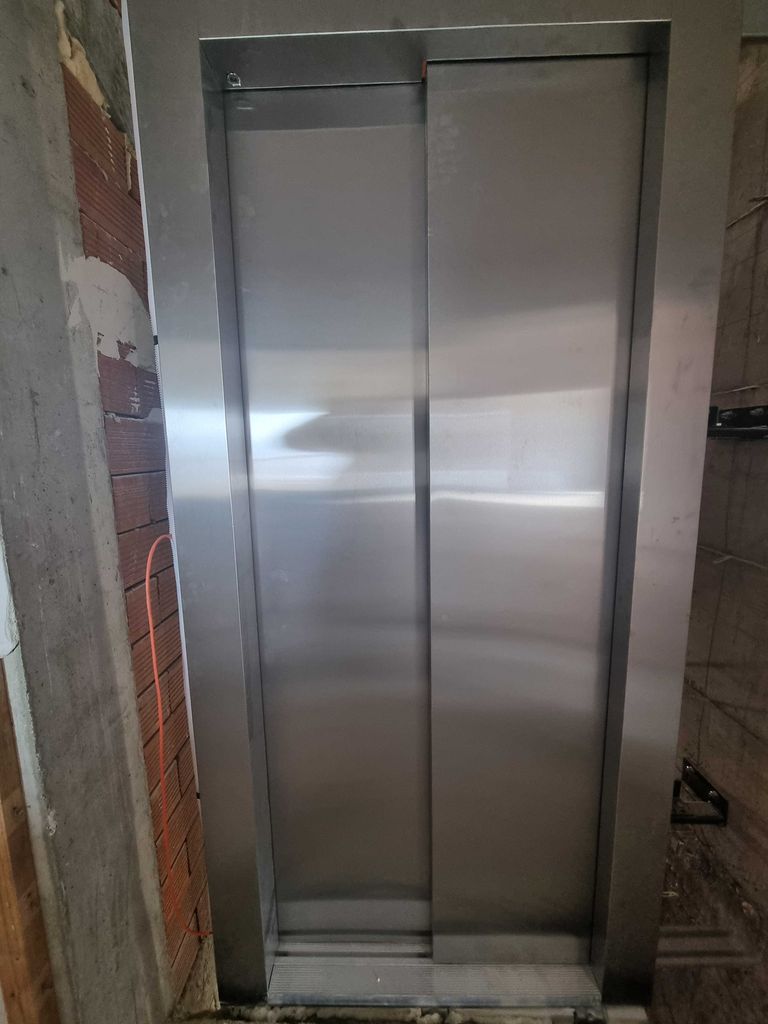 Продава се Тристаен апартамент в Благоевград, Освобождение - 106 кв.м за 846 €/кв.м - Снимка #5