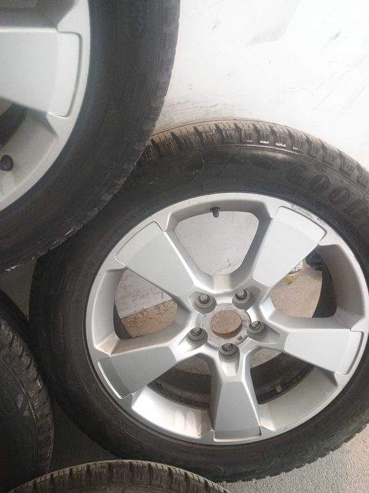 Джанти с гуми 5/115/18