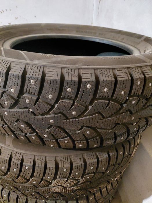 Зимний шыний почти новый