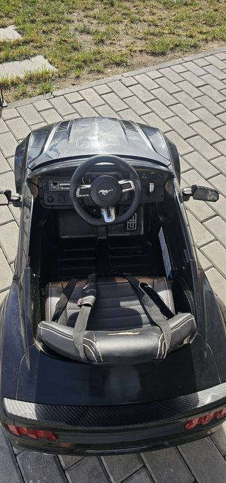 Masina electrica Mustang