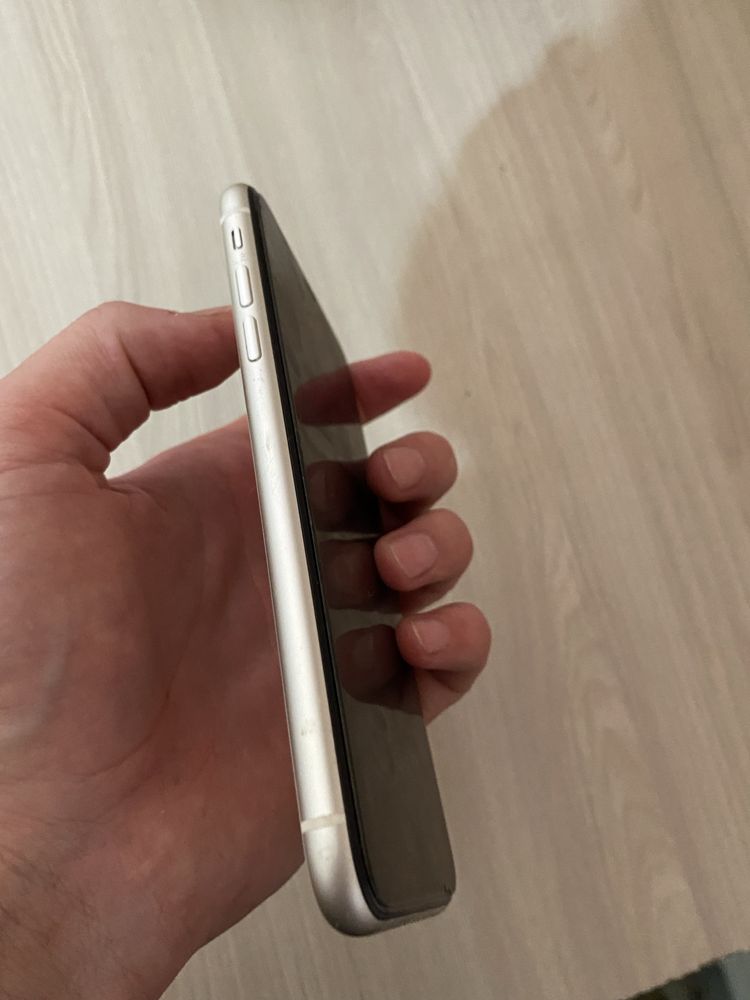 Iphone11 емкость 86