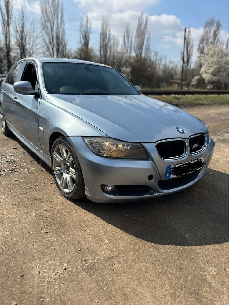 Bara fata bmw e90 e91 lci capota bmw e90 e91 lci