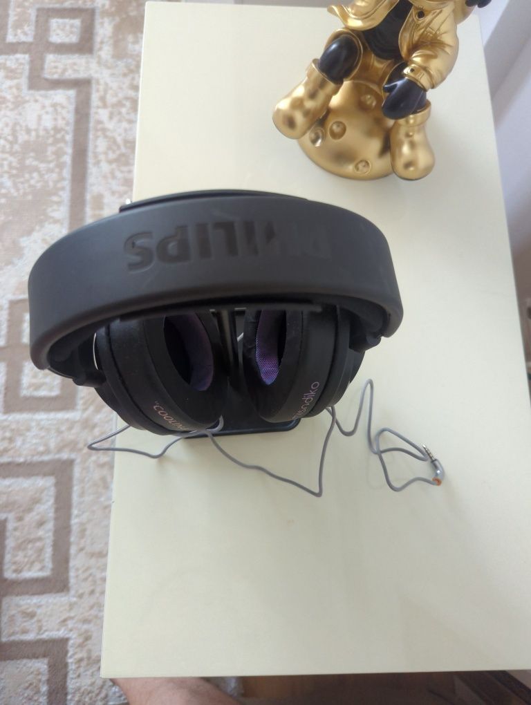 Наушники Philips