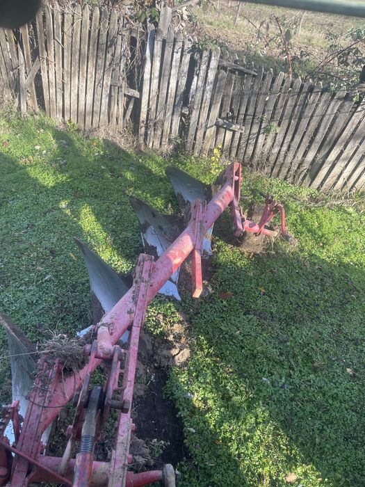 Plug Kverneland 4 brazde