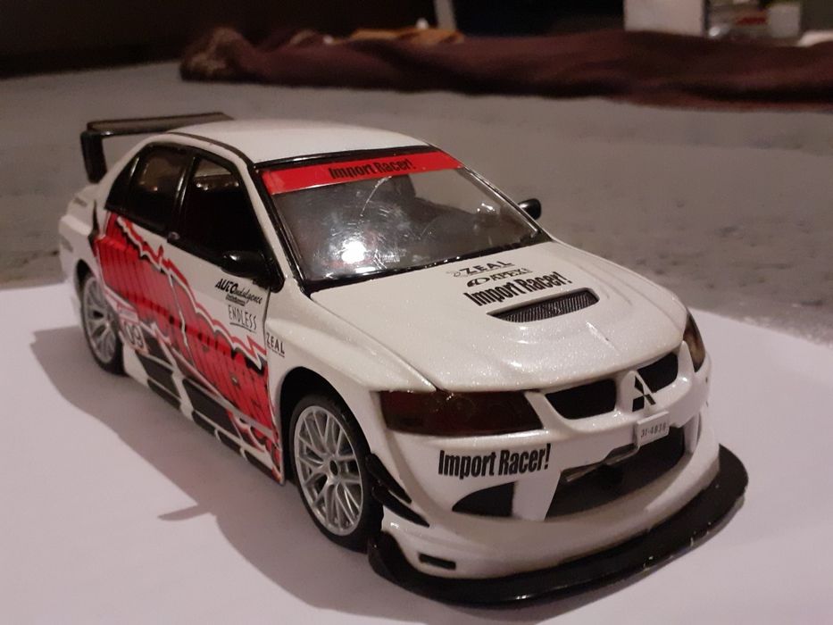 Macheta Mitsubishi Lancer Evo 8 - 1/24 Jada