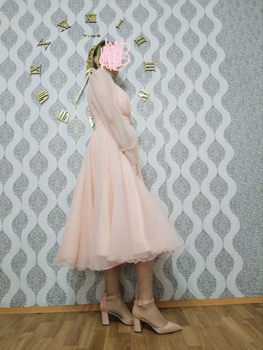 Продам нарядное платье 25 тыс