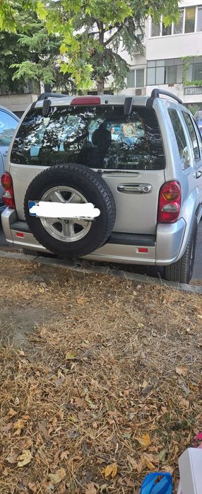 Продавам Jeep Cherokee