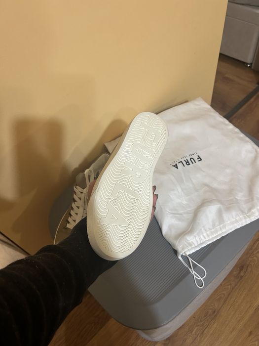 Furla кецове естествена кожа