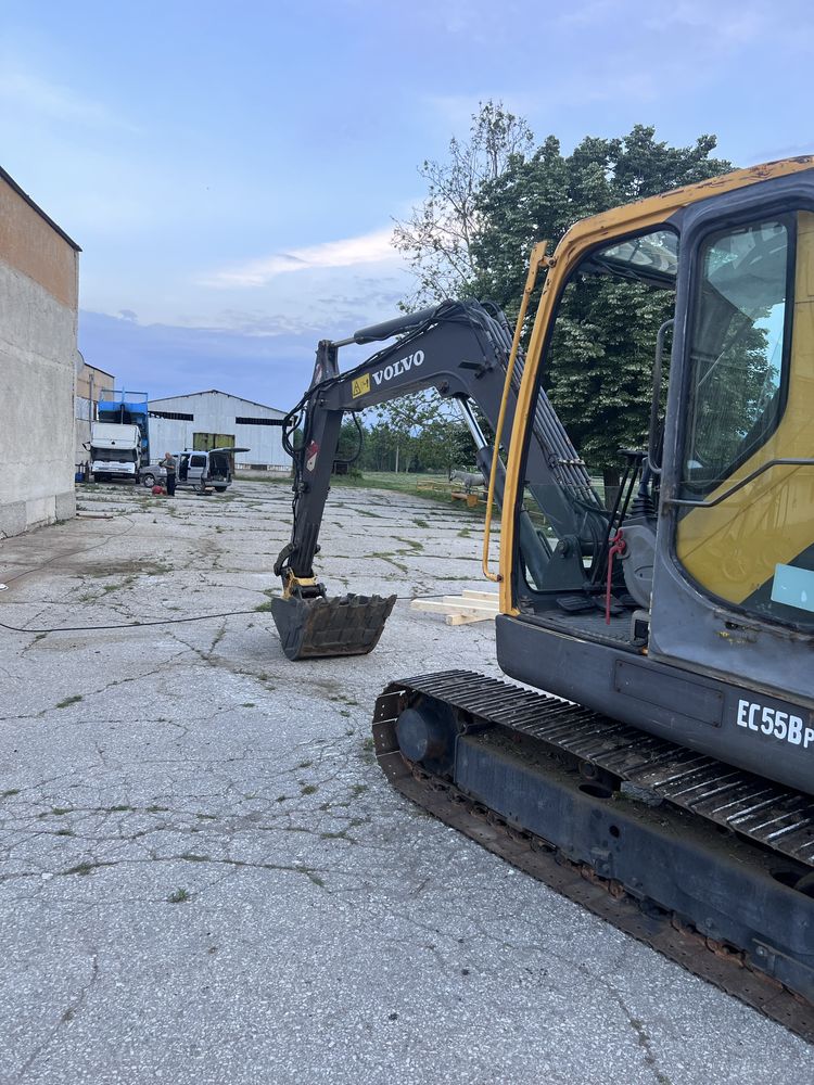 Volvo EC55B PRO багер