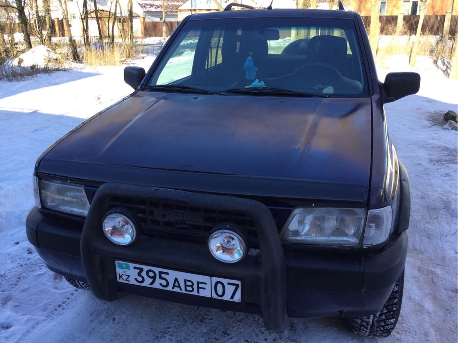 Разбираем опель фронтеру по запчастям