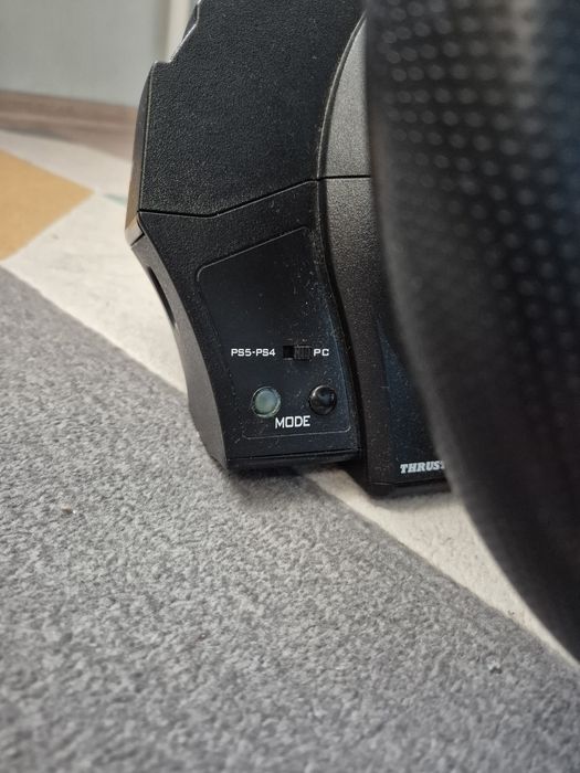 Thrustmaster t300 GT edition в гаранция