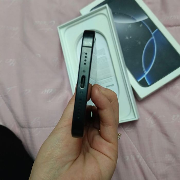 Iphone 16 pro max Sim 94% 256GB