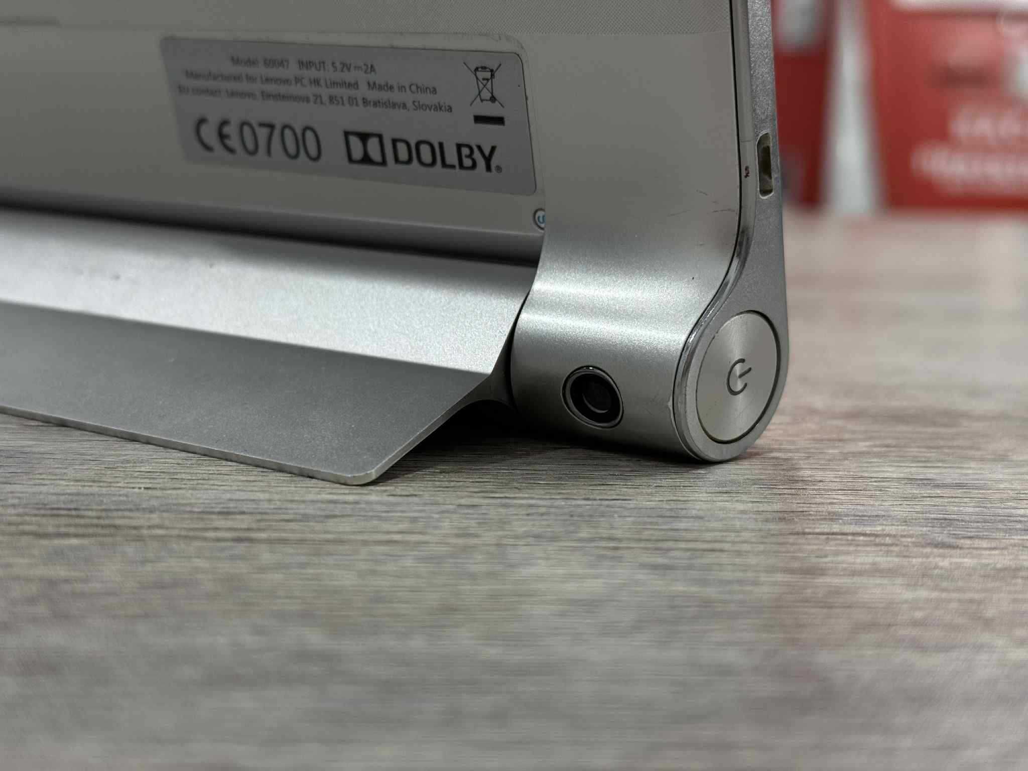Таблет - Lenovo Yoga Tablet 10