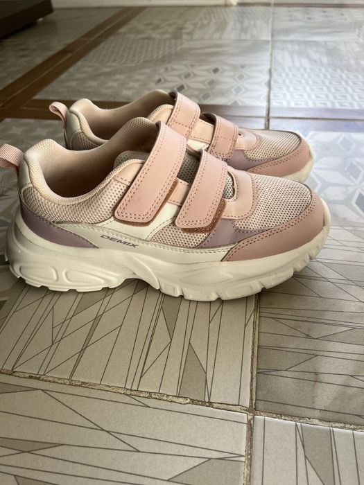 Кроссовки Demix для девочек