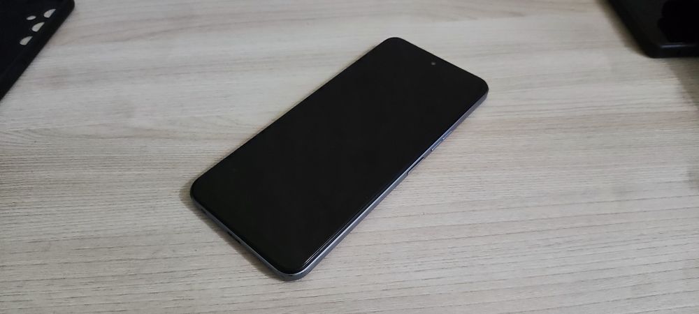 Продается смартфон Tecno Pova4