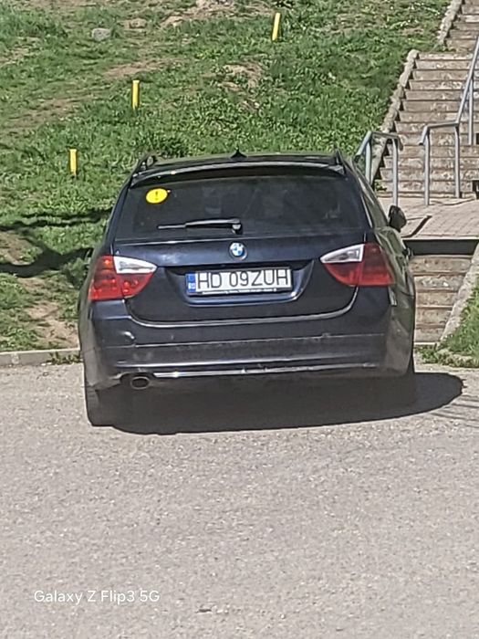Mașini de vânzare