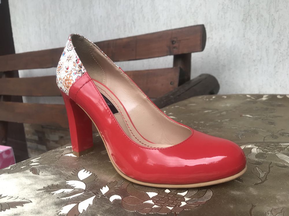 Pantofi Dama cu Toc Piele Naturala Rosii Noi Garkoni Negociabil