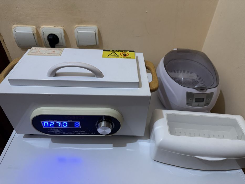 Стерилизатор маникюрных инструментов 5M-360B