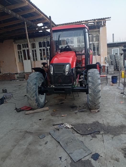 Юто 804 трактор  сотилади