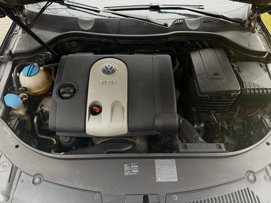 Vand Volkswagen Passat B6 1.6 FSI 2007