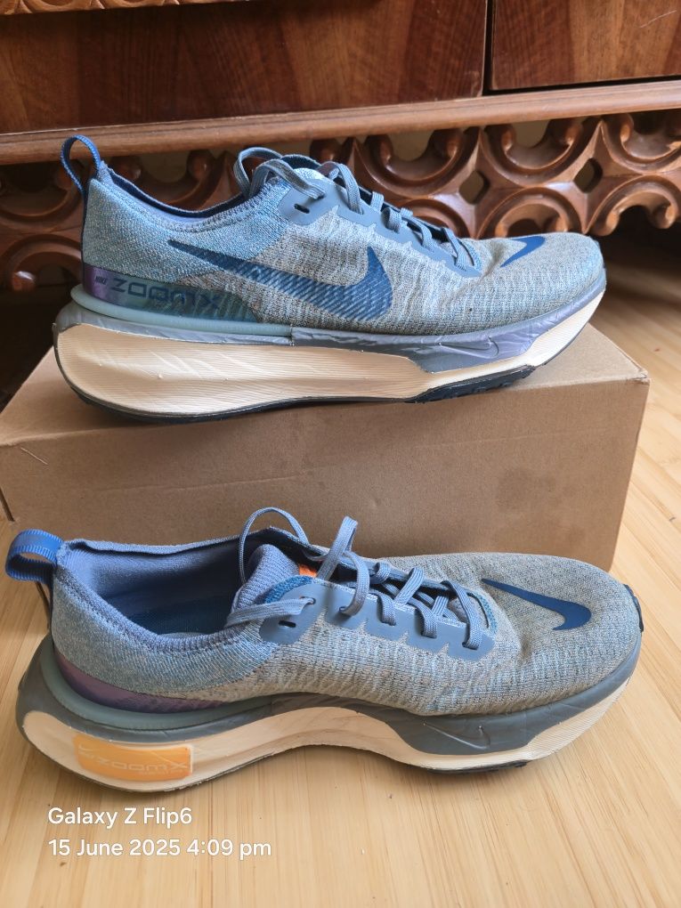Nike invincible 3 Zoomx DR2615-401 42(26.5) zoom