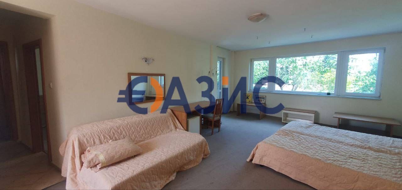 Продава се Двустаен апартамент в к.к. Слънчев бряг - 67 кв.м за 993 €/кв.м - Снимка #9