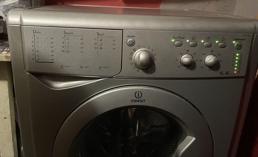 Пералня Indesit