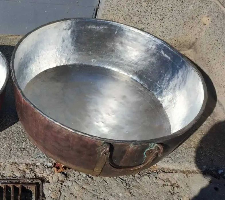Голяма медна тава