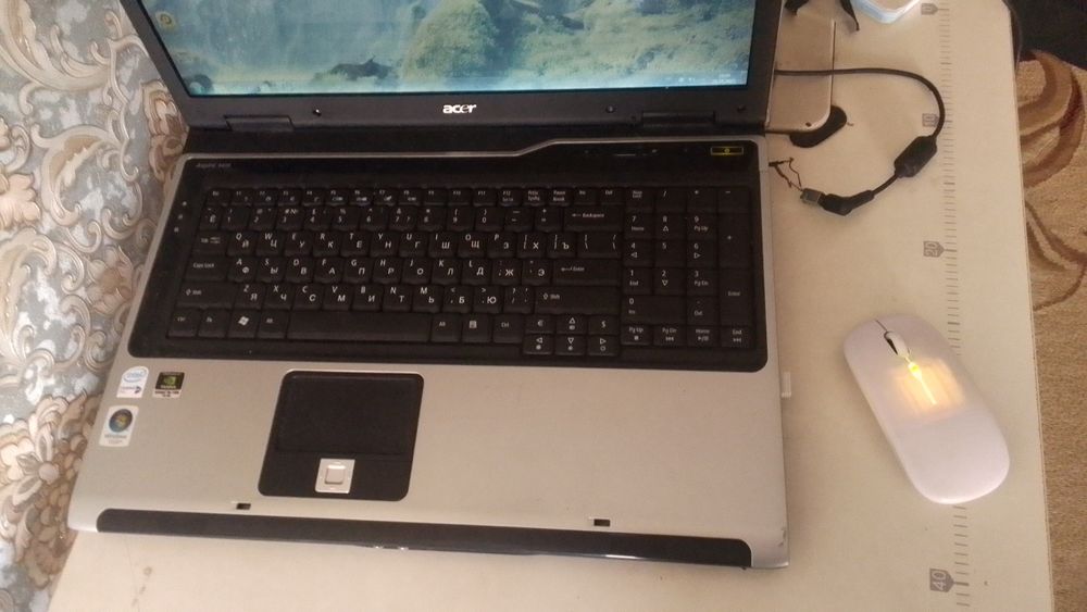 Acer notbok ishlashi zor holati oʻrta narxi 450min.