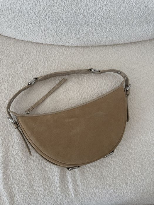 By Far Gib велурена чанта