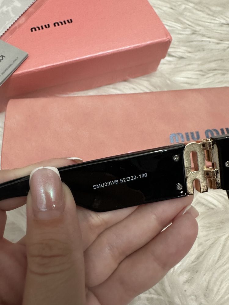 Miu Miu слънчеви очила