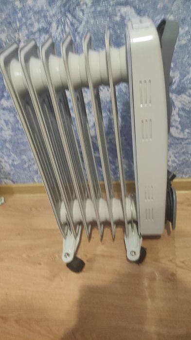 Продам обогреватель масляный