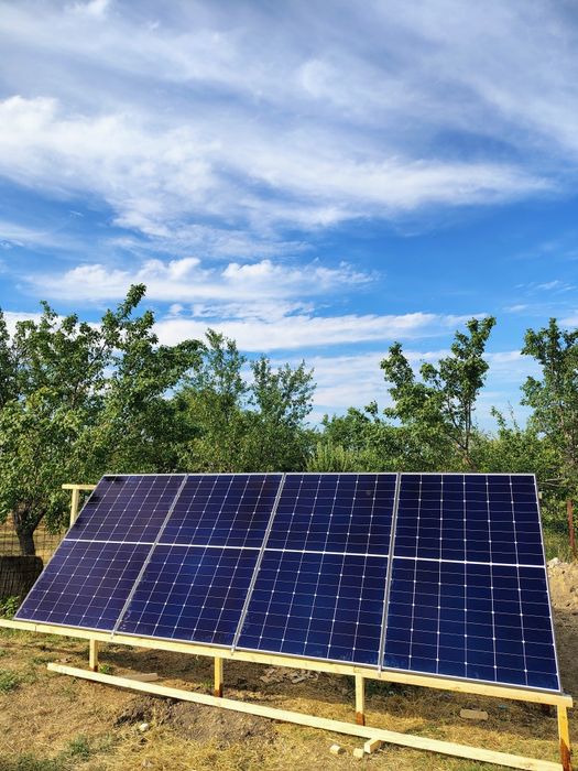 Kit sistem fotovoltaic solar panouri fotovoltaice invertor baterie