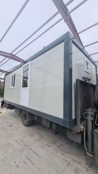 Vând containere modulare vitrina birou sanitar