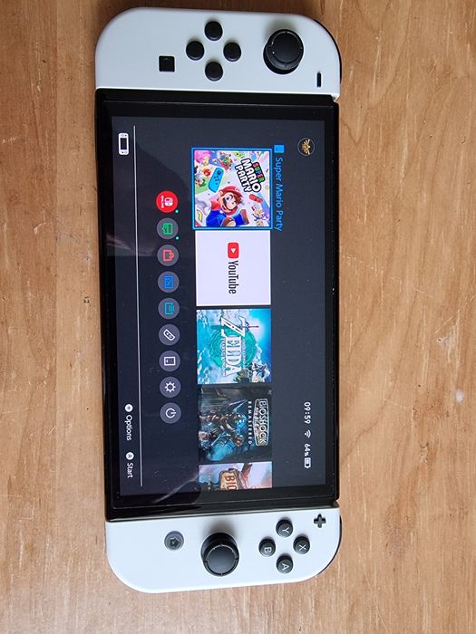 Nintendo Switch Oled,Zalda și Mario Cart impecabil