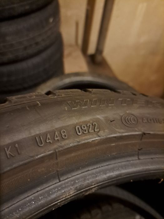 225/45/18 dot22 Pireli