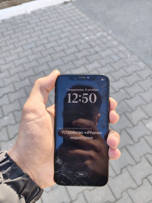 Продам айфон х срочно