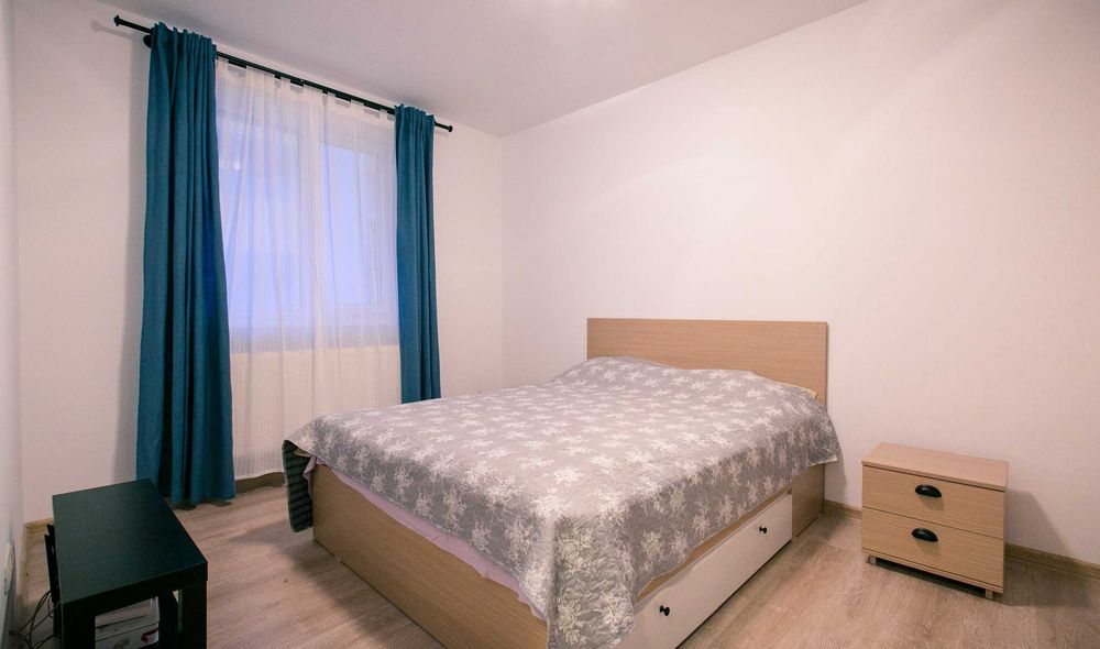 Proprietar inchiriez apartament 2 camere decomandat 56 m²,etaj 3/4